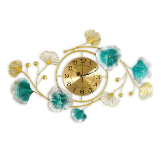 Classic Charm Golden clock