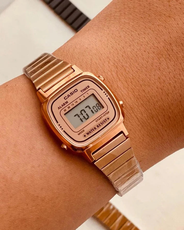 CASIO SMALL DIAL Silver