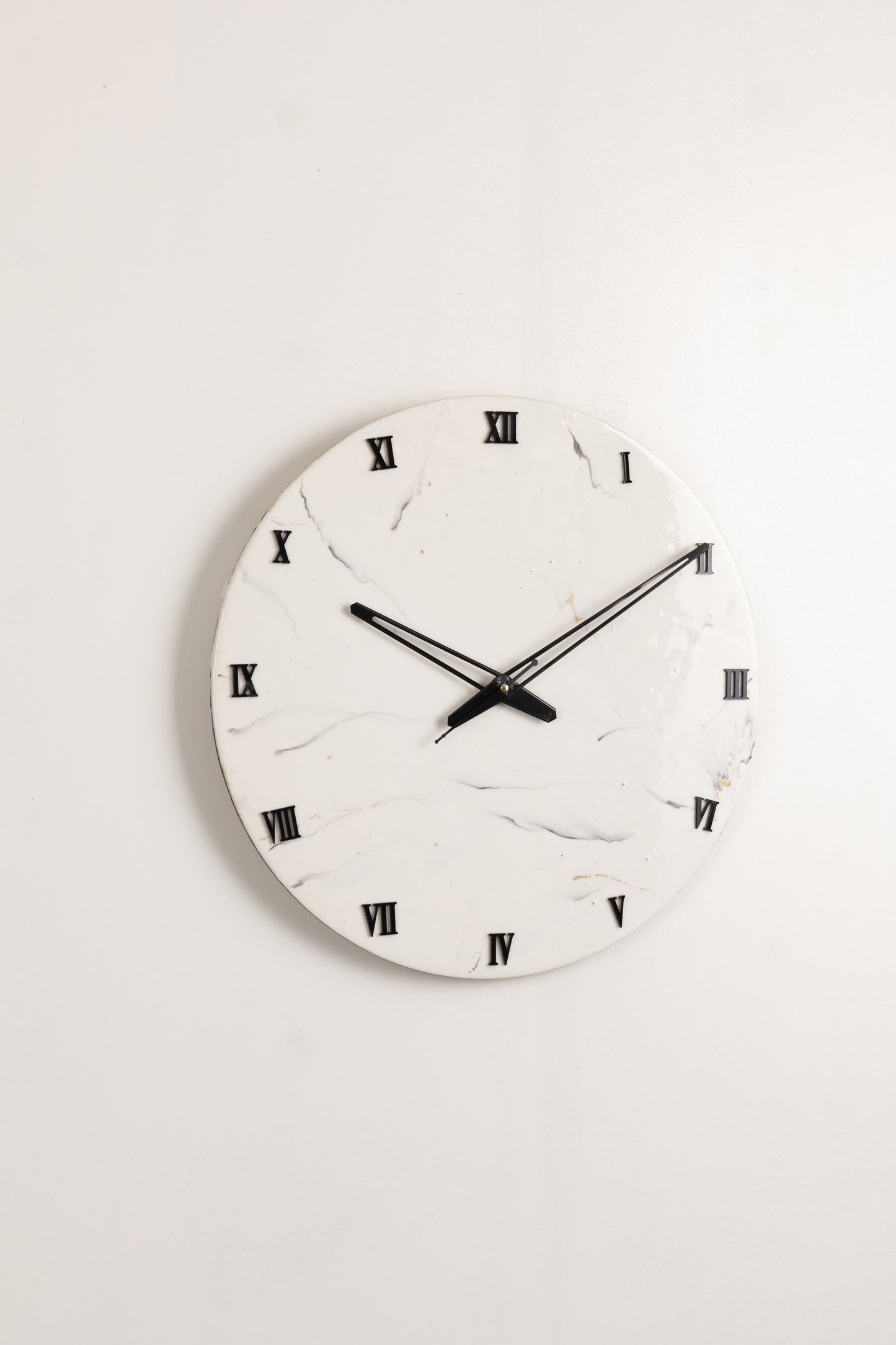 Snowy Peak resin clock