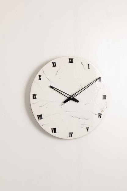 Snowy Peak resin clock