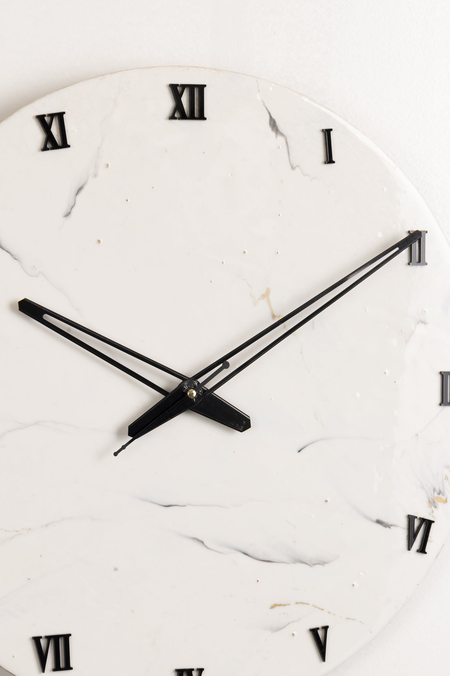 Snowy Peak resin clock